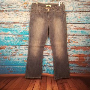 Levis 526 Light Denim Slender Boot Jeans - image 1